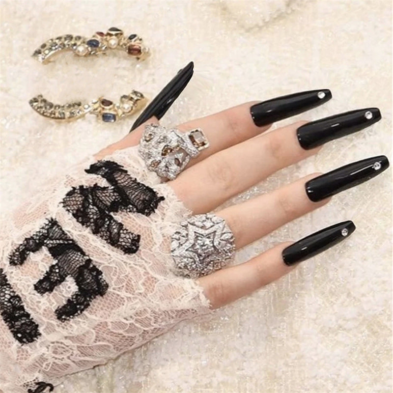 Black Diamond Nails