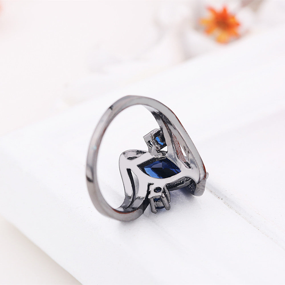 Zircon Horse Eye Ring