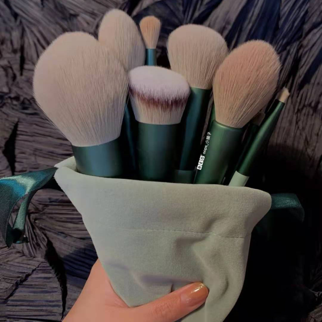 Bountiful Makeup Brush Set