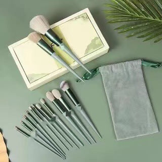 Bountiful Makeup Brush Set