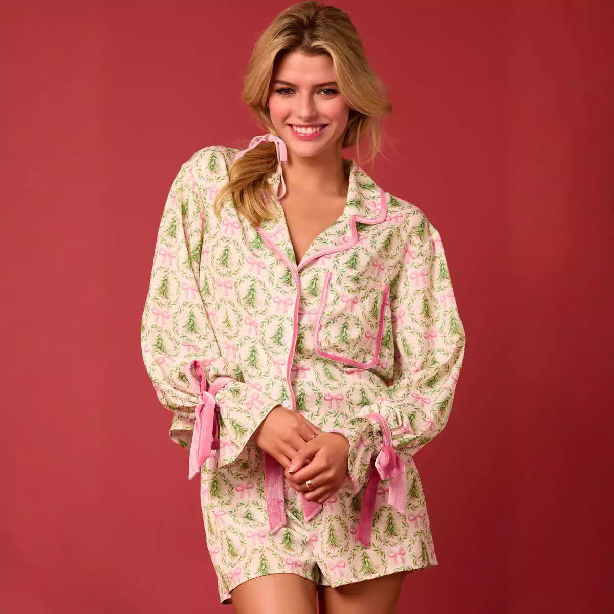 Votive Women's Christmas Pajama Set